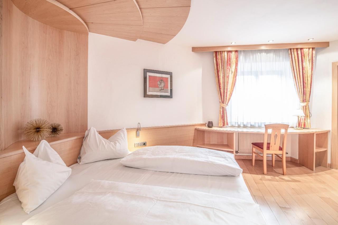 Posthotel Lamm Випитено Екстериор снимка